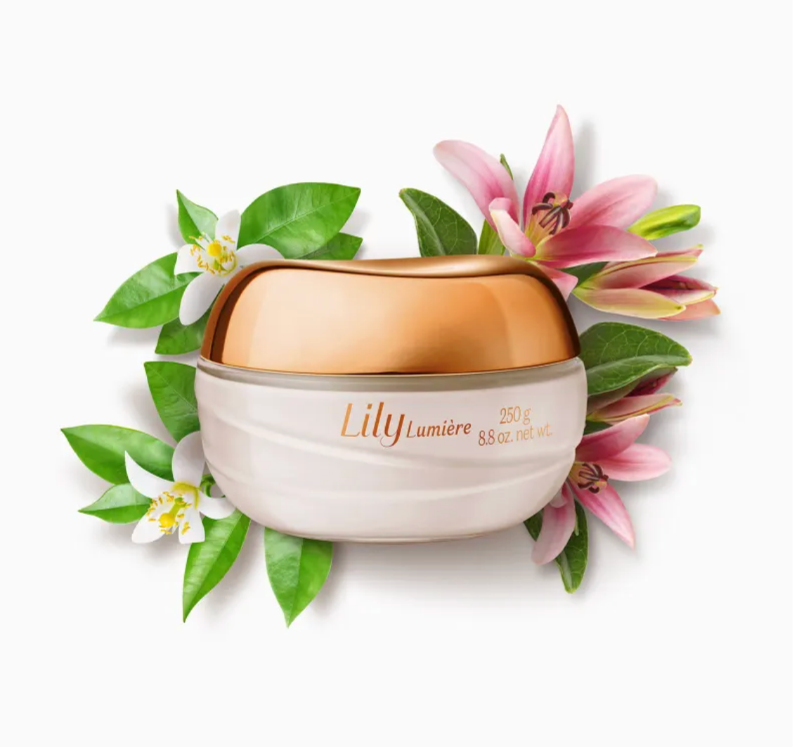 Lily Lumière Acetinado Hidratante Corporal, 250g