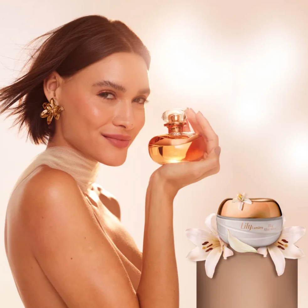 Lily Lumière Acetinado Hidratante Corporal, 250g