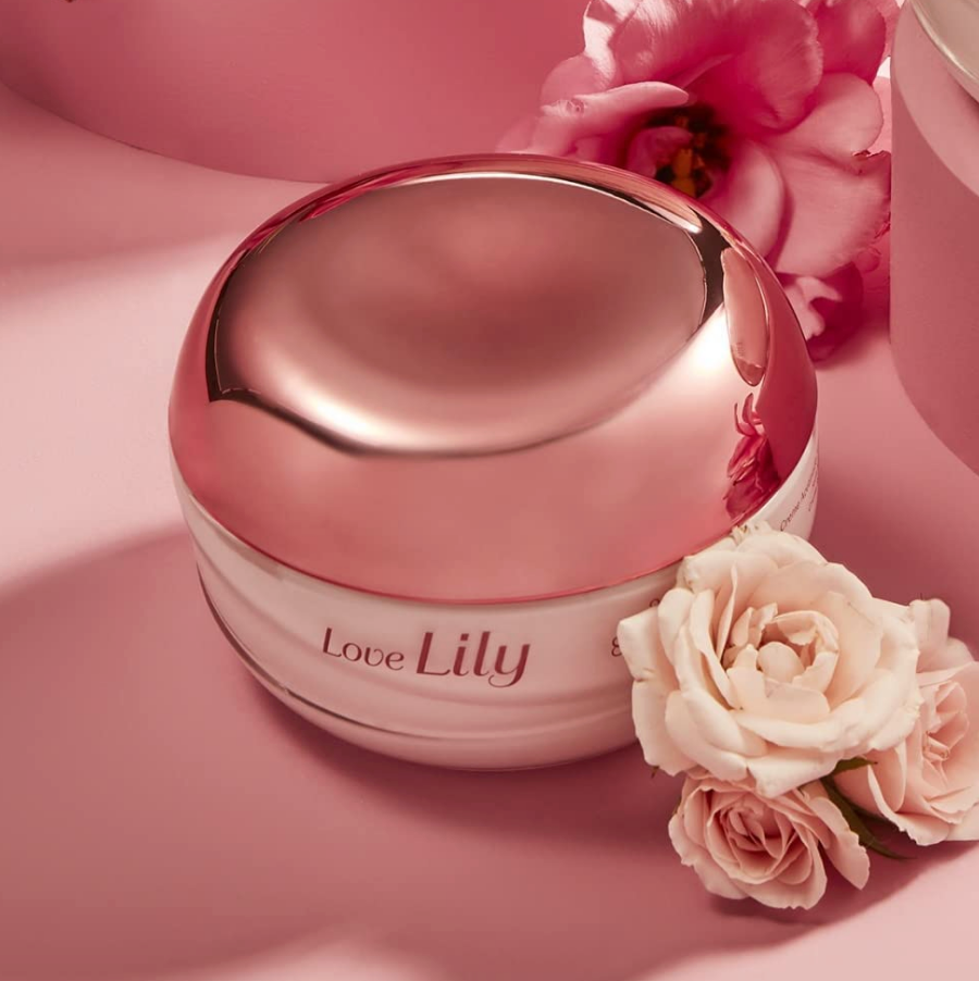 Love Lily Satin Hydratant pour le corps, 250 g